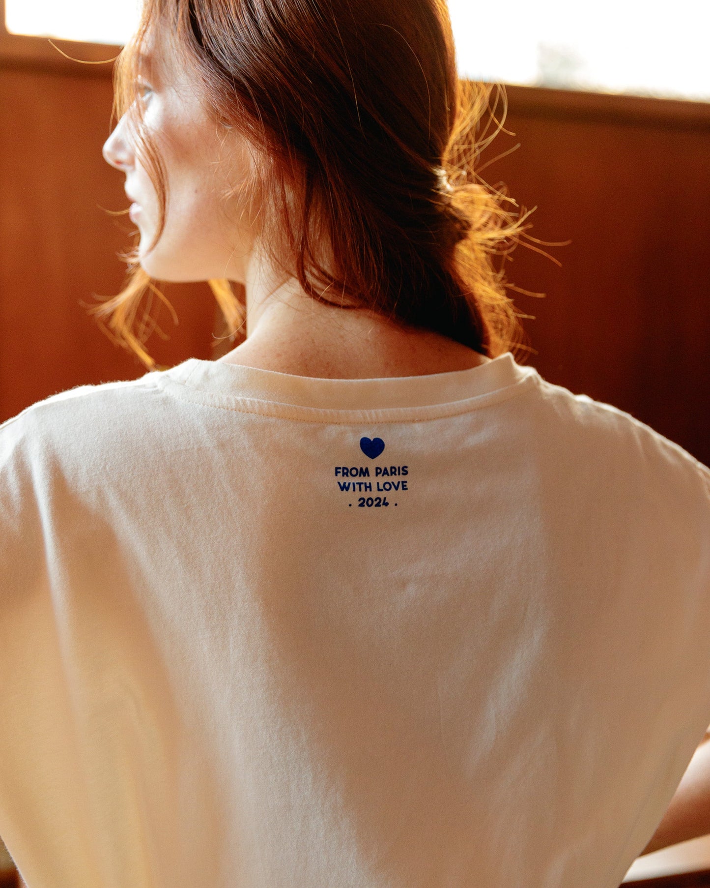 T-shirt Paris coton bio écru et bleu saphir