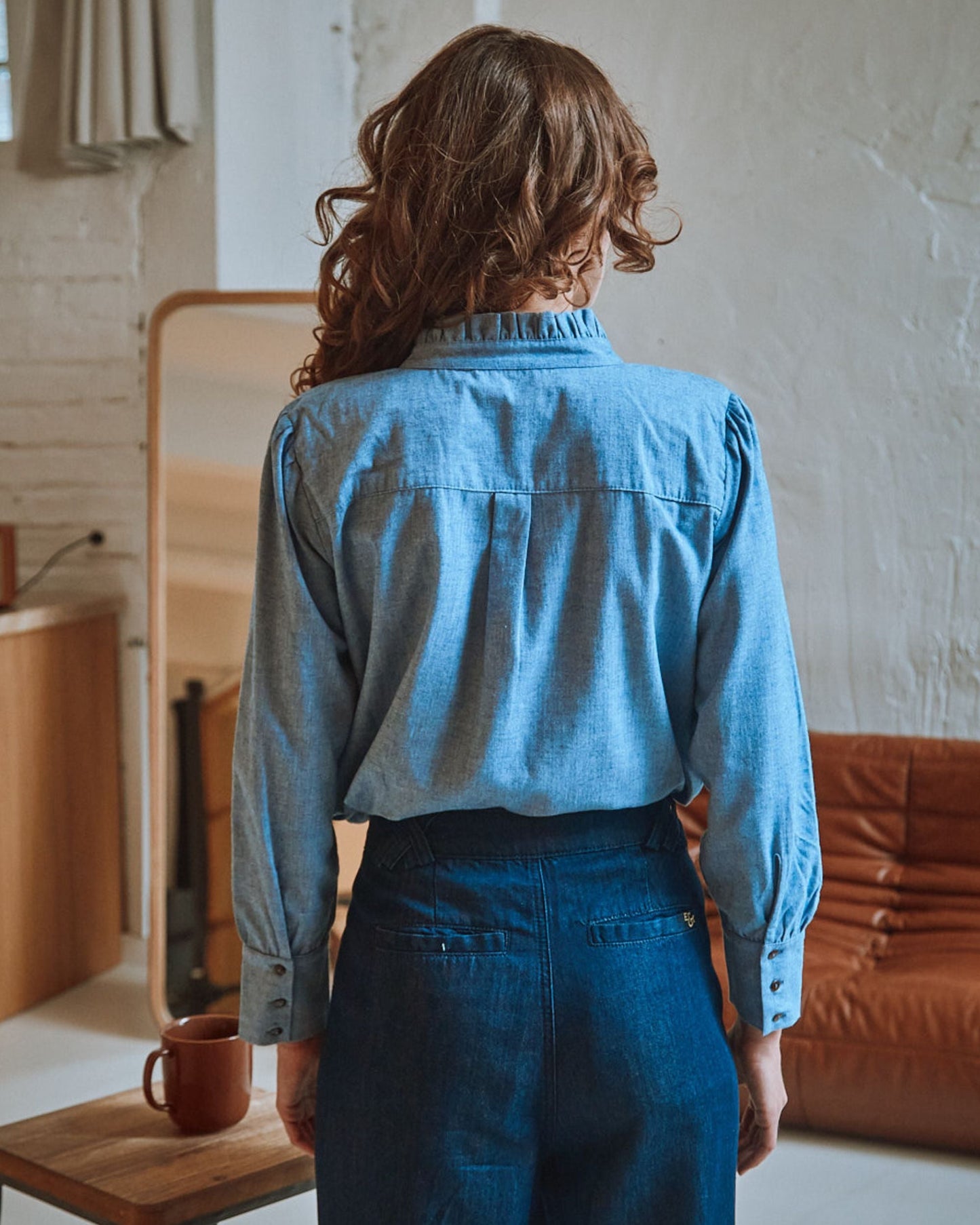 Blouse à volants chiné bleu