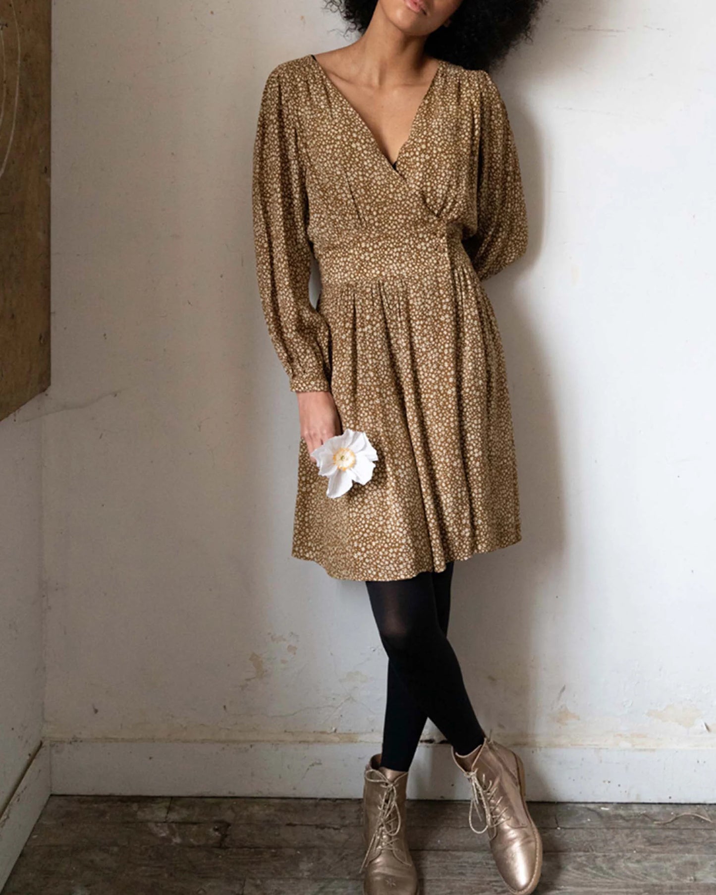 Robe portefeuille imprimée beige