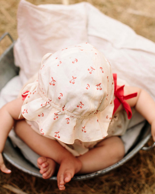 Chapeau cerisette écru