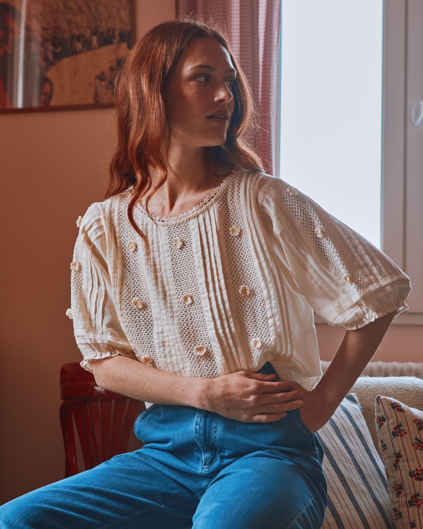 Blouse dentelle fleurs brodées écru