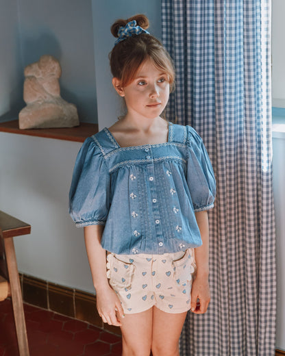 Blouse brodée chambray