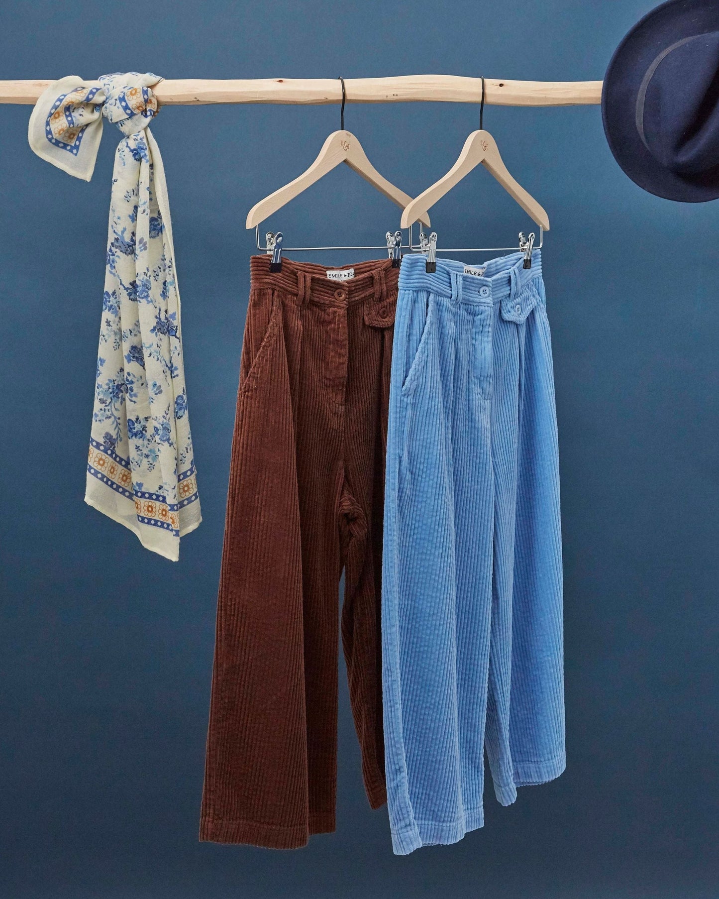 Pantalon - 7/8 velours cotelé marron