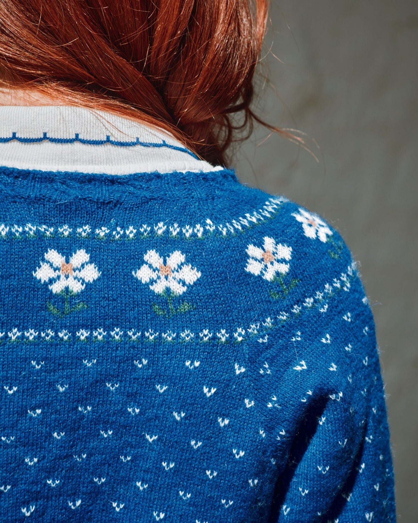 Cardigan femme - Jacquard Marguerite bleu royal