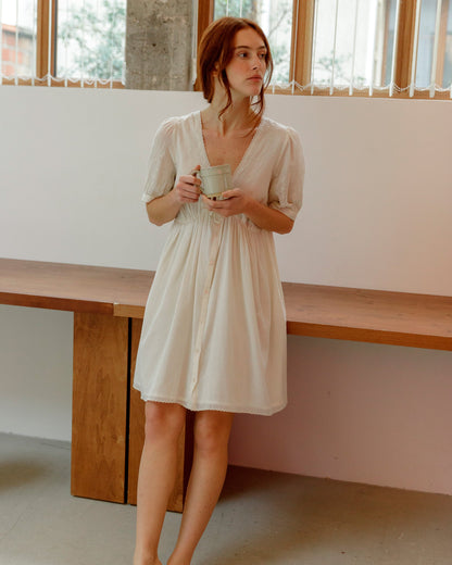 Robe broderie vintage écru