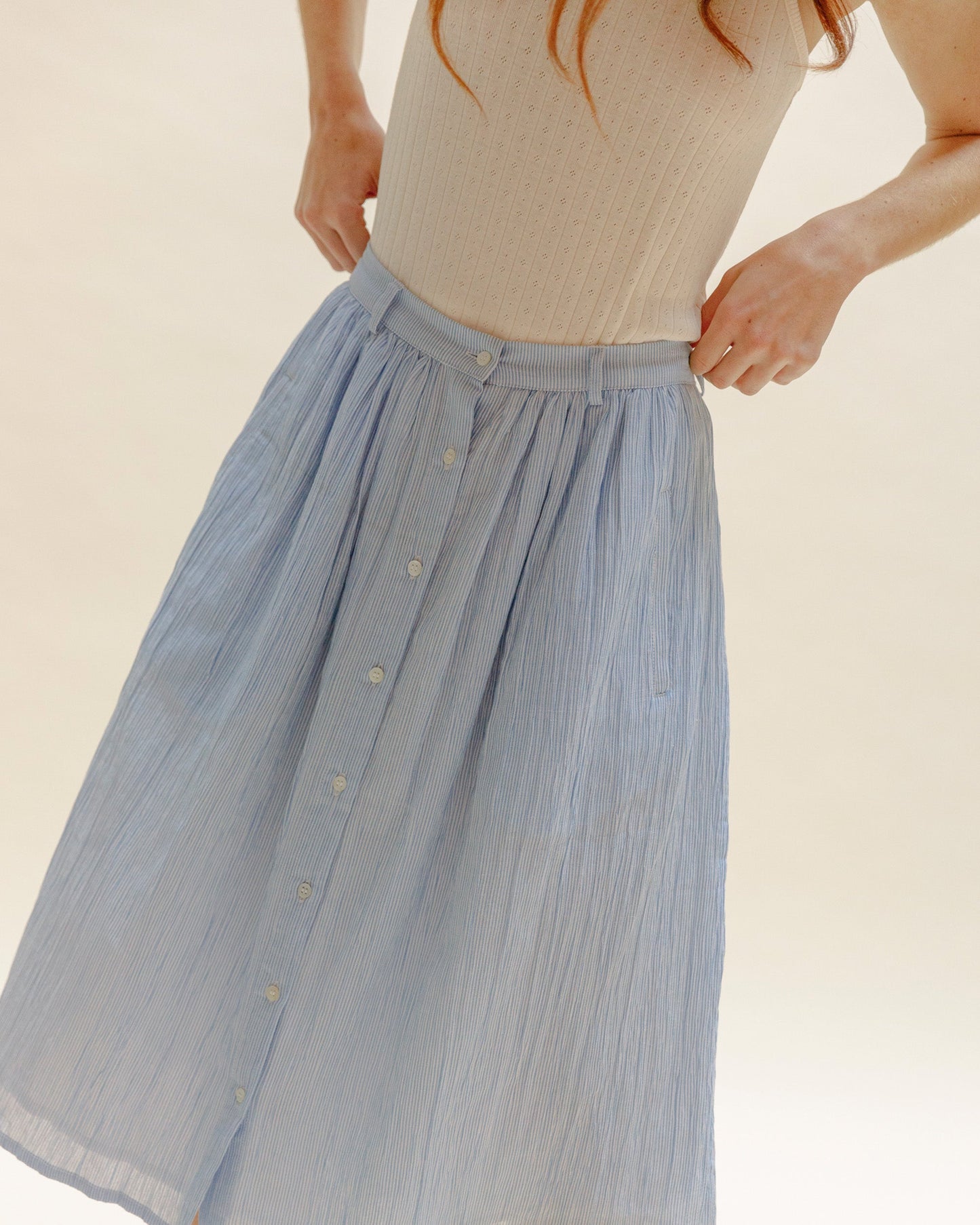 Jupe midi coton rayé blanc et bleu