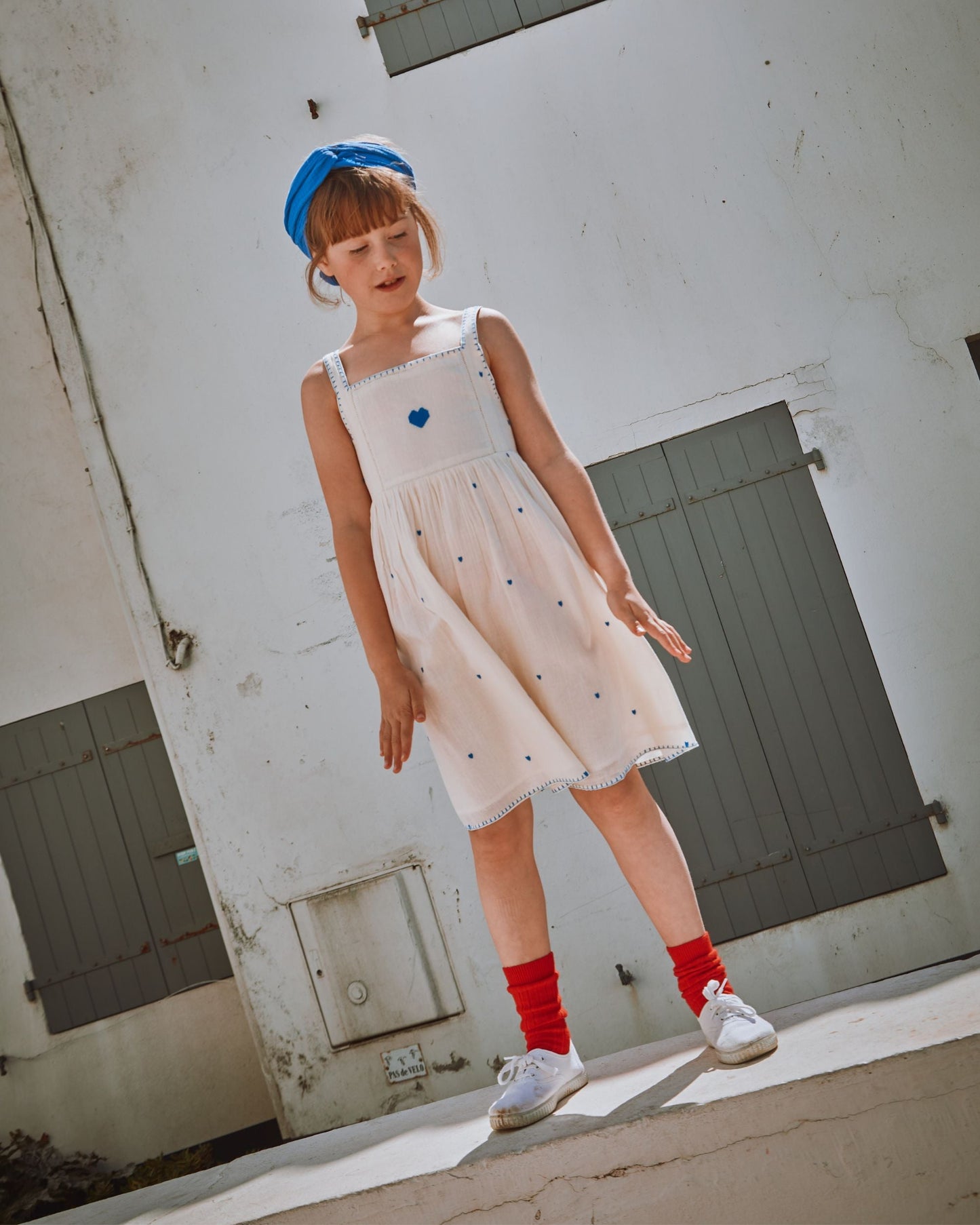 Robe broderie coeur chantilly