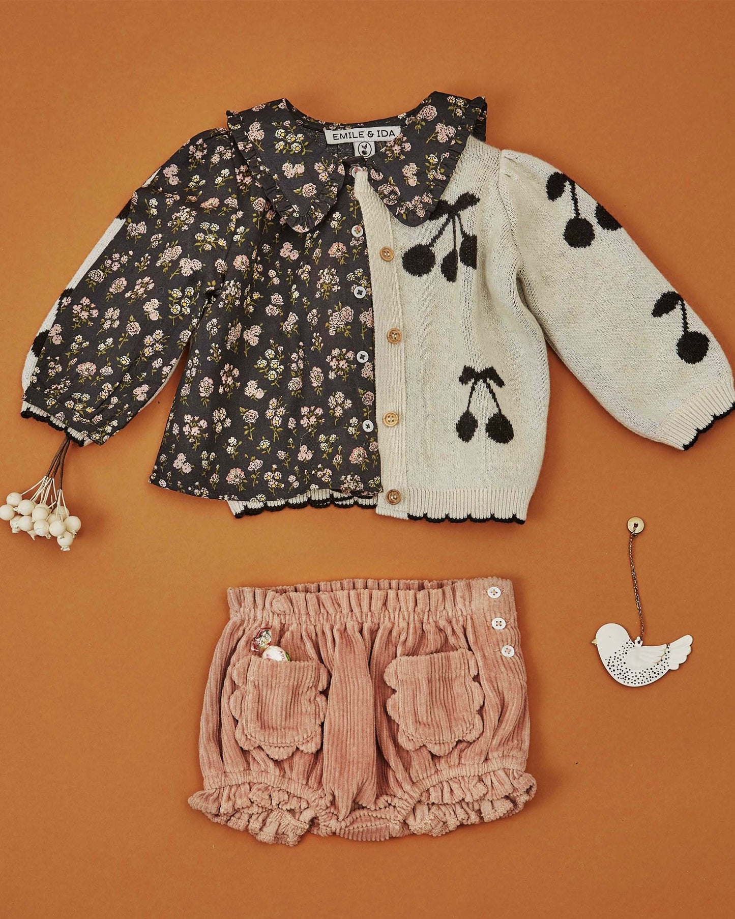 Cardigan fille jacquard cerises écru