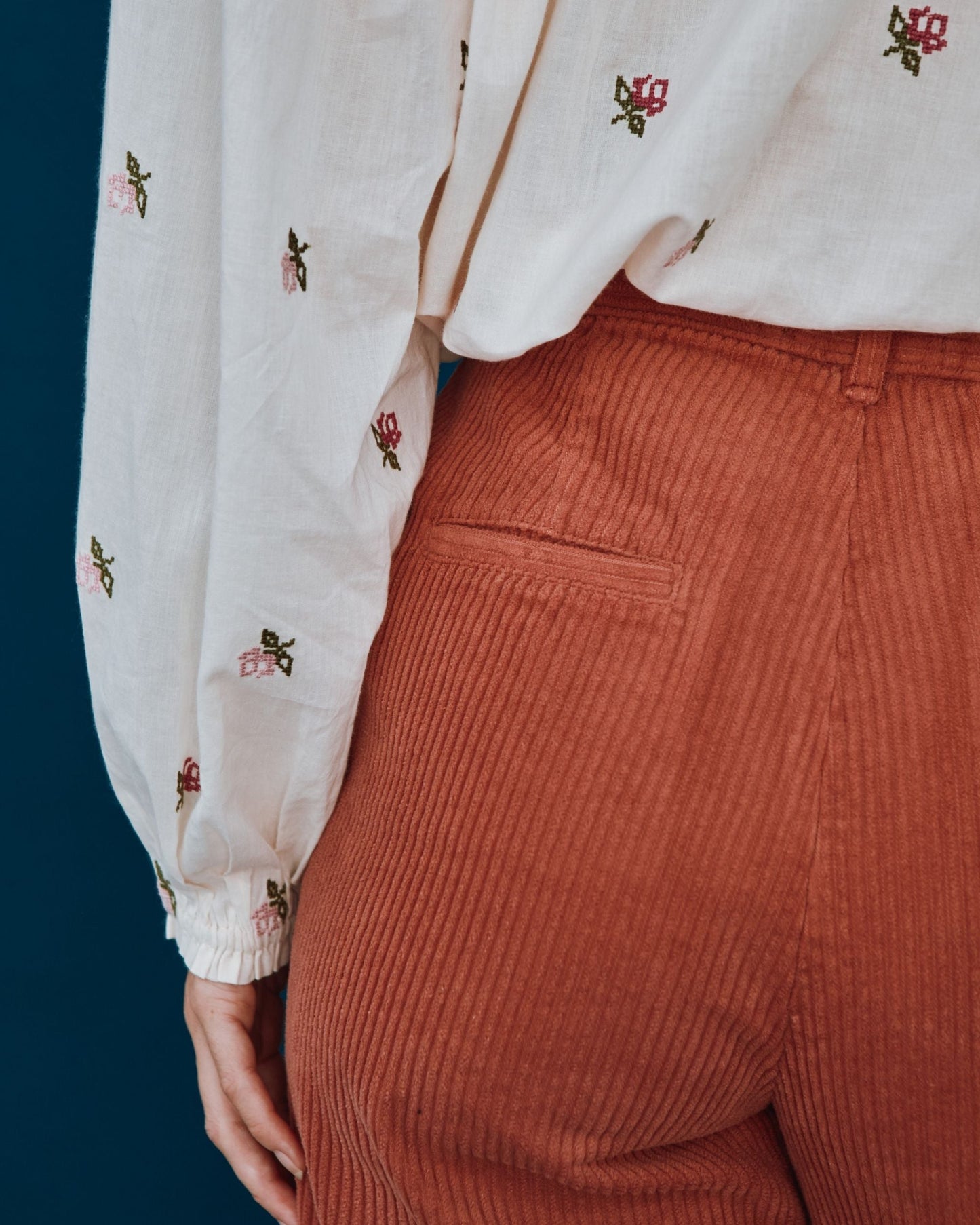 Pantalon - Velours cotelé brique