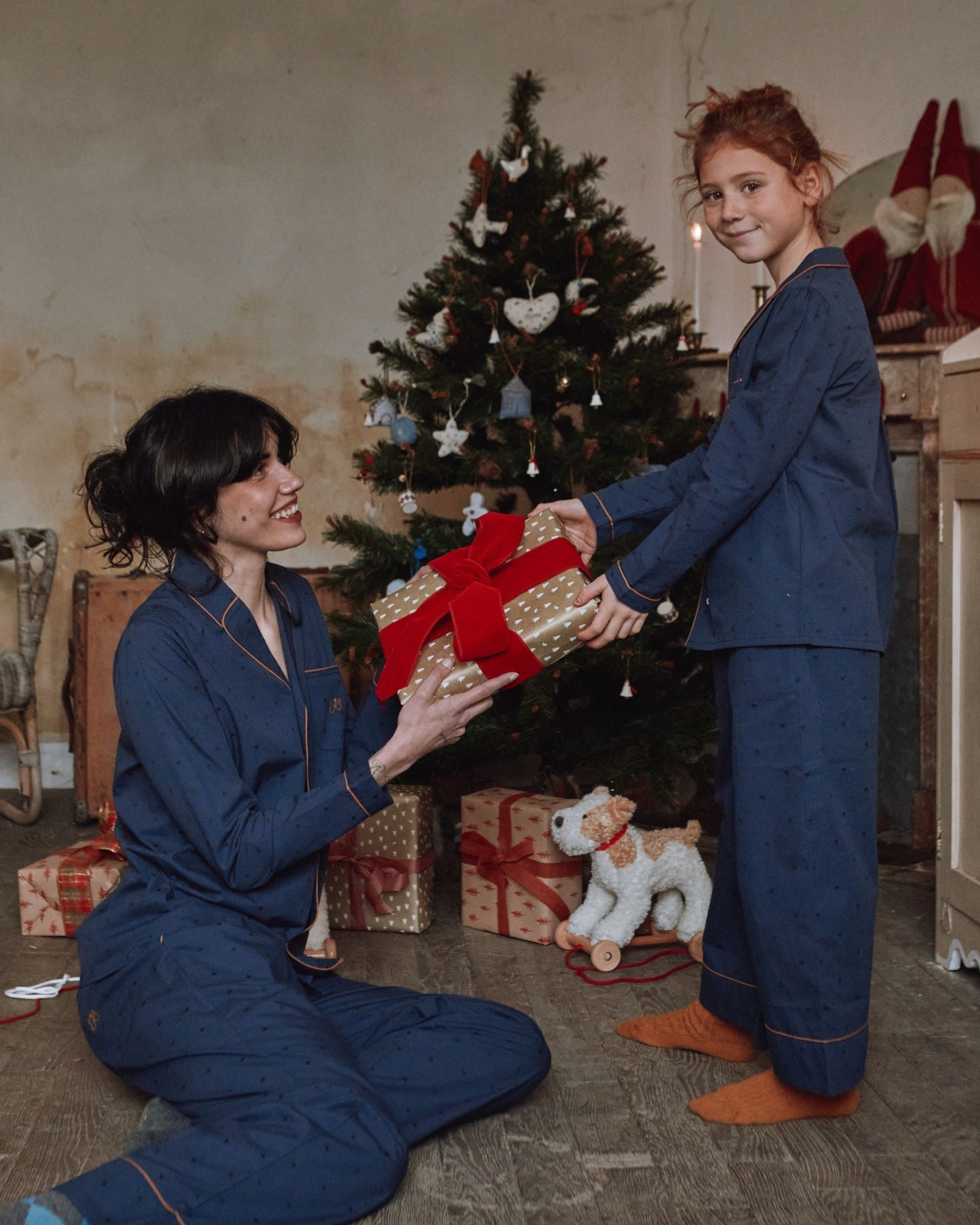 Pyjama femme - Coeurs brodés navy