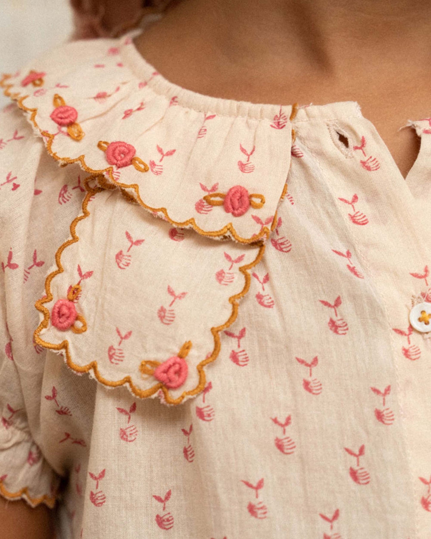 Blouse imprimée reinette voile de coton beige