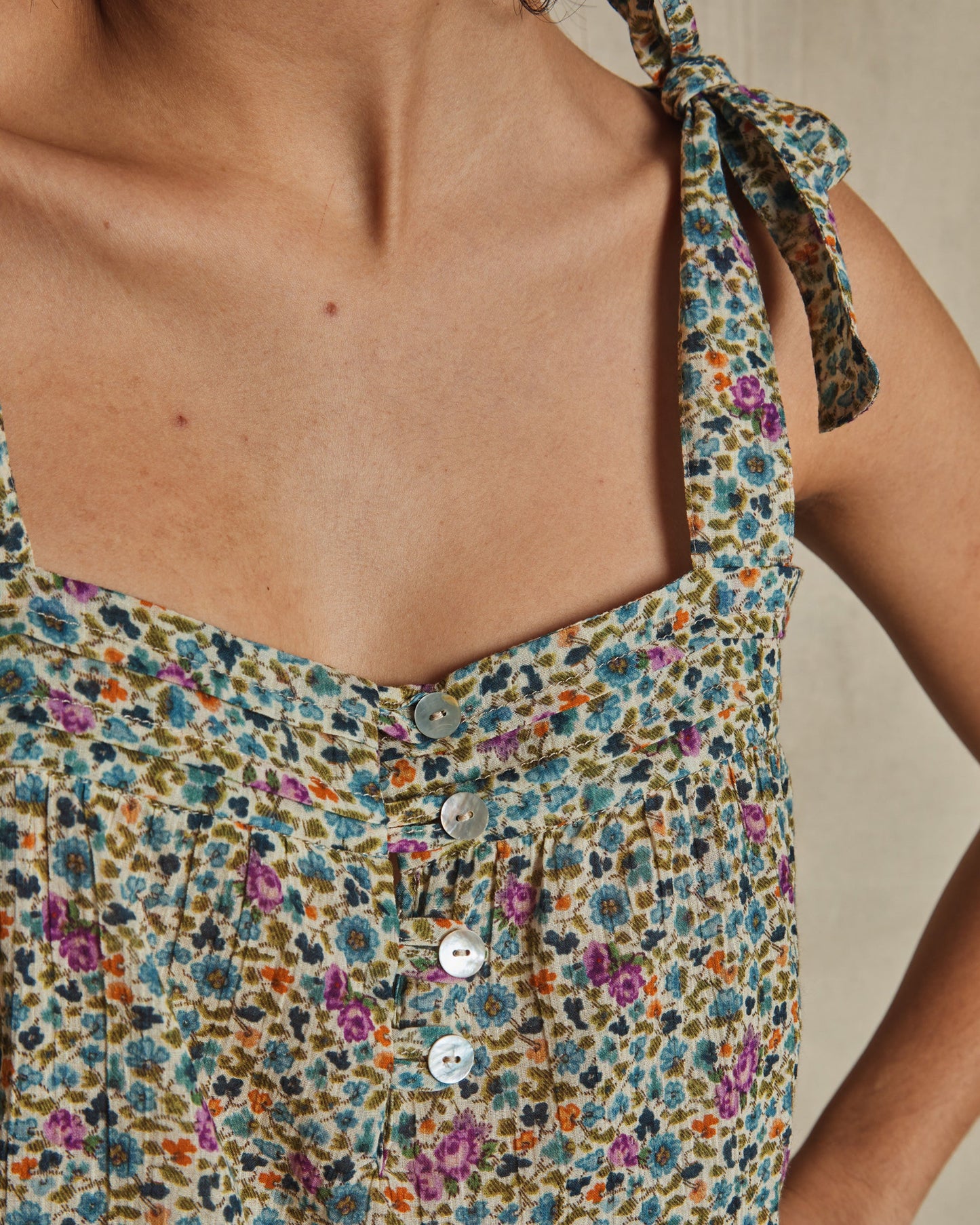 Top coton feuillette