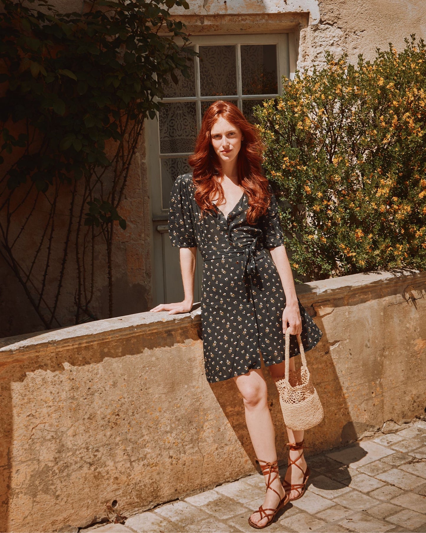 Robe chemisier à fleurs noir
