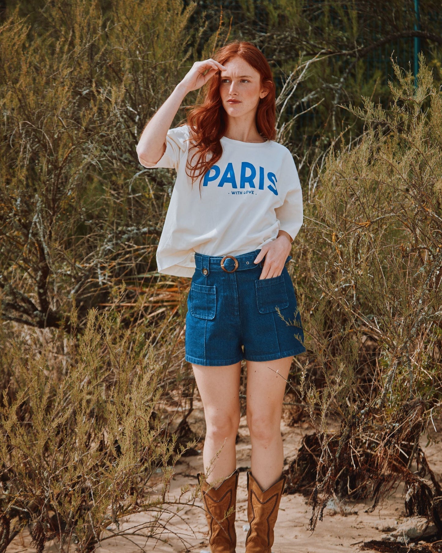 T-shirt Paris coton bio écru et bleu saphir