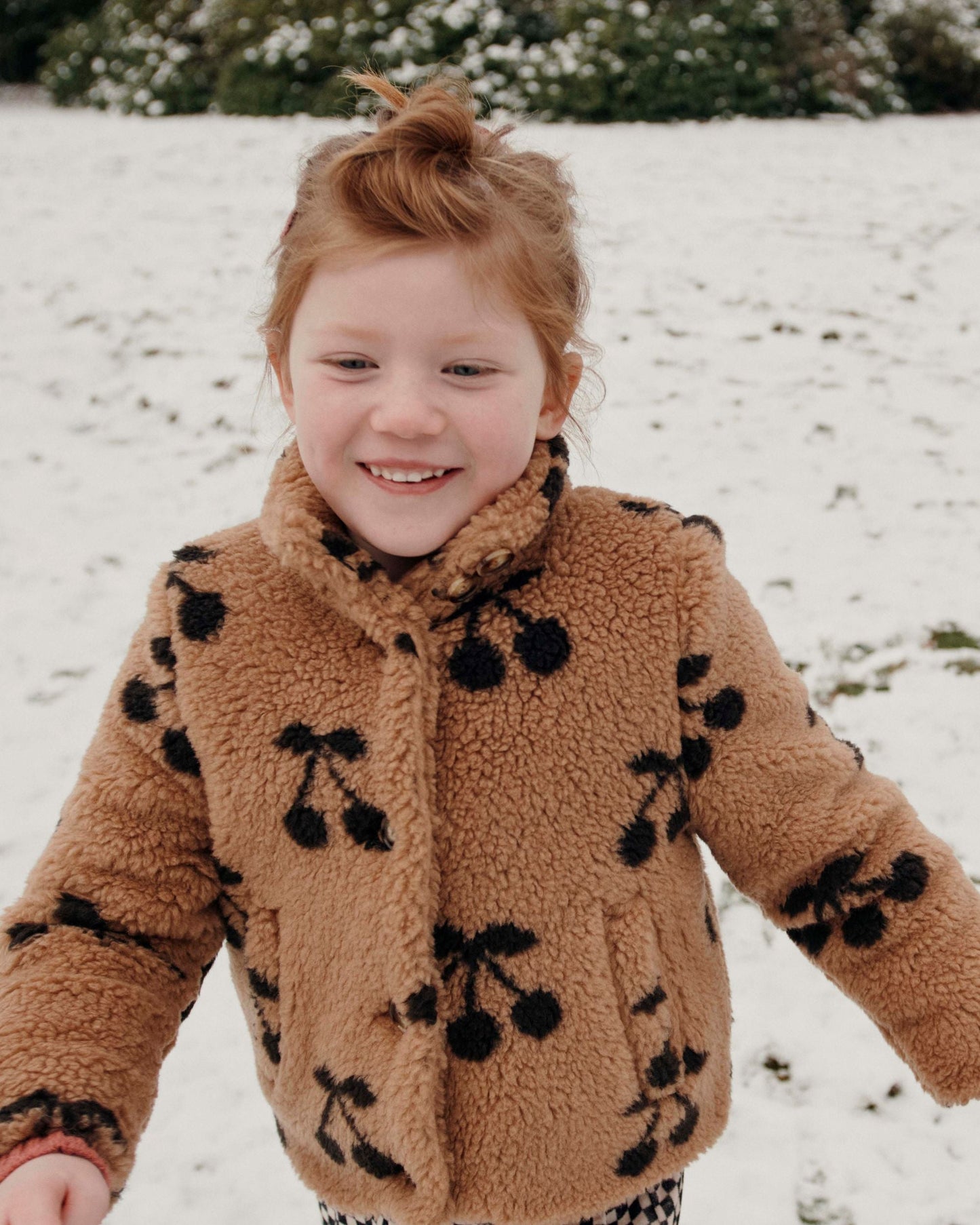 Manteau enfant cerises sherpa caramel