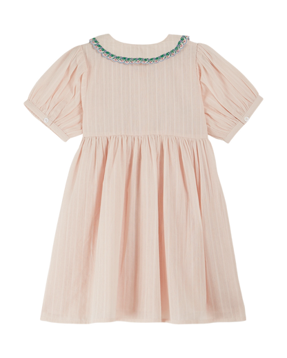 Robe brodée smockée main rose pastel