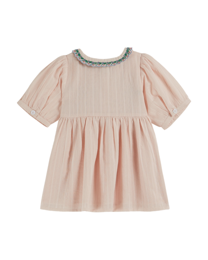 Robe brodée smockée main rose pastel