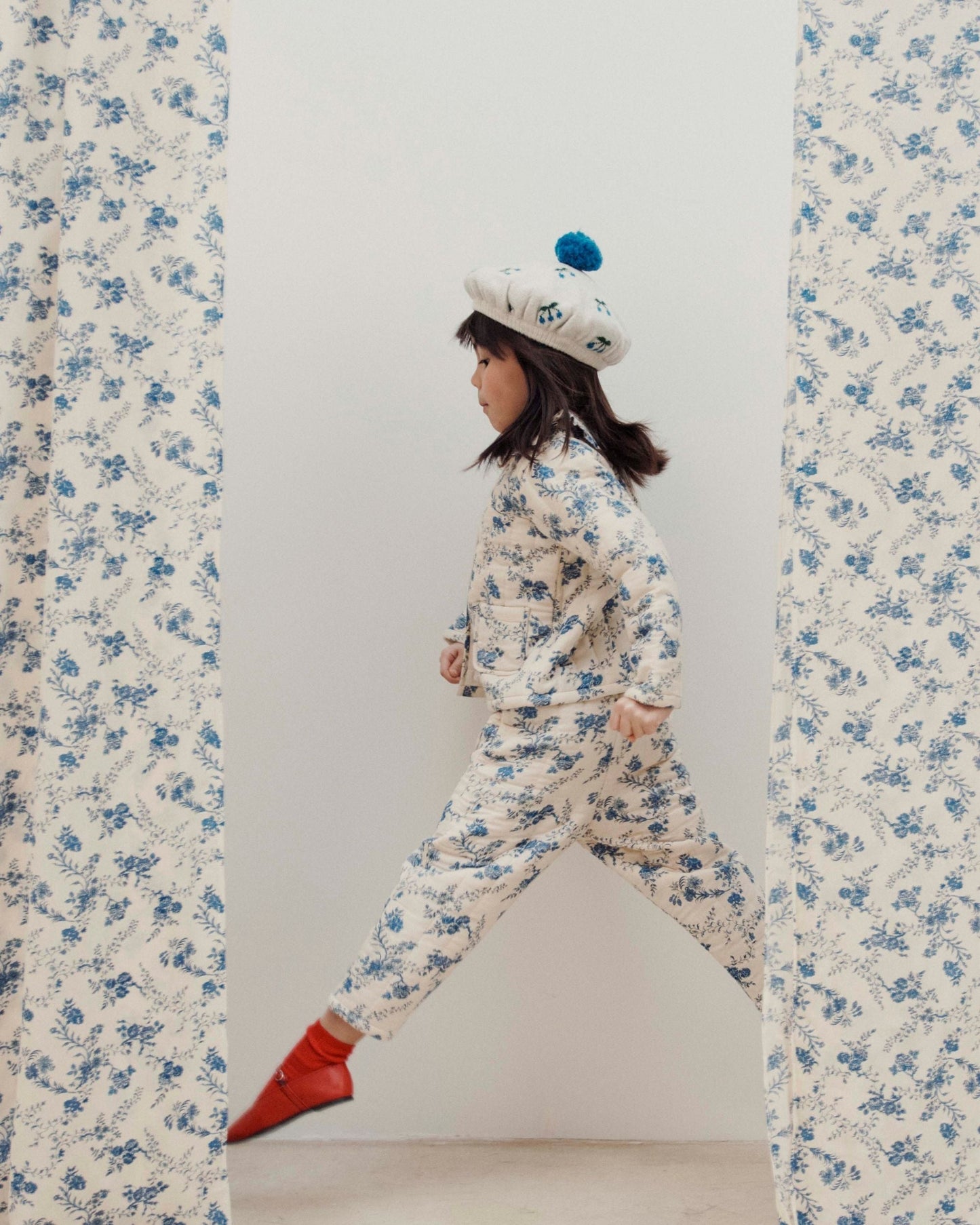 Béret - Cerise écru et bleu
