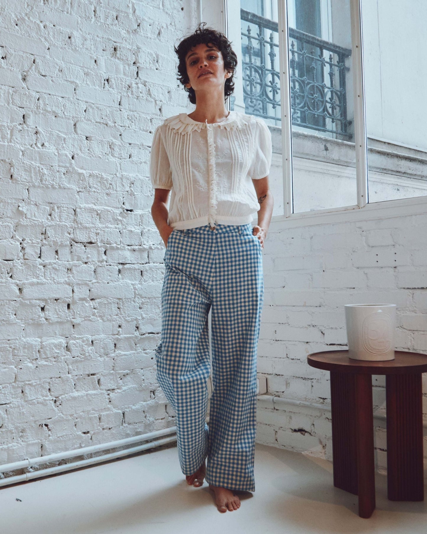 Pantalon large vichy écru et bleu
