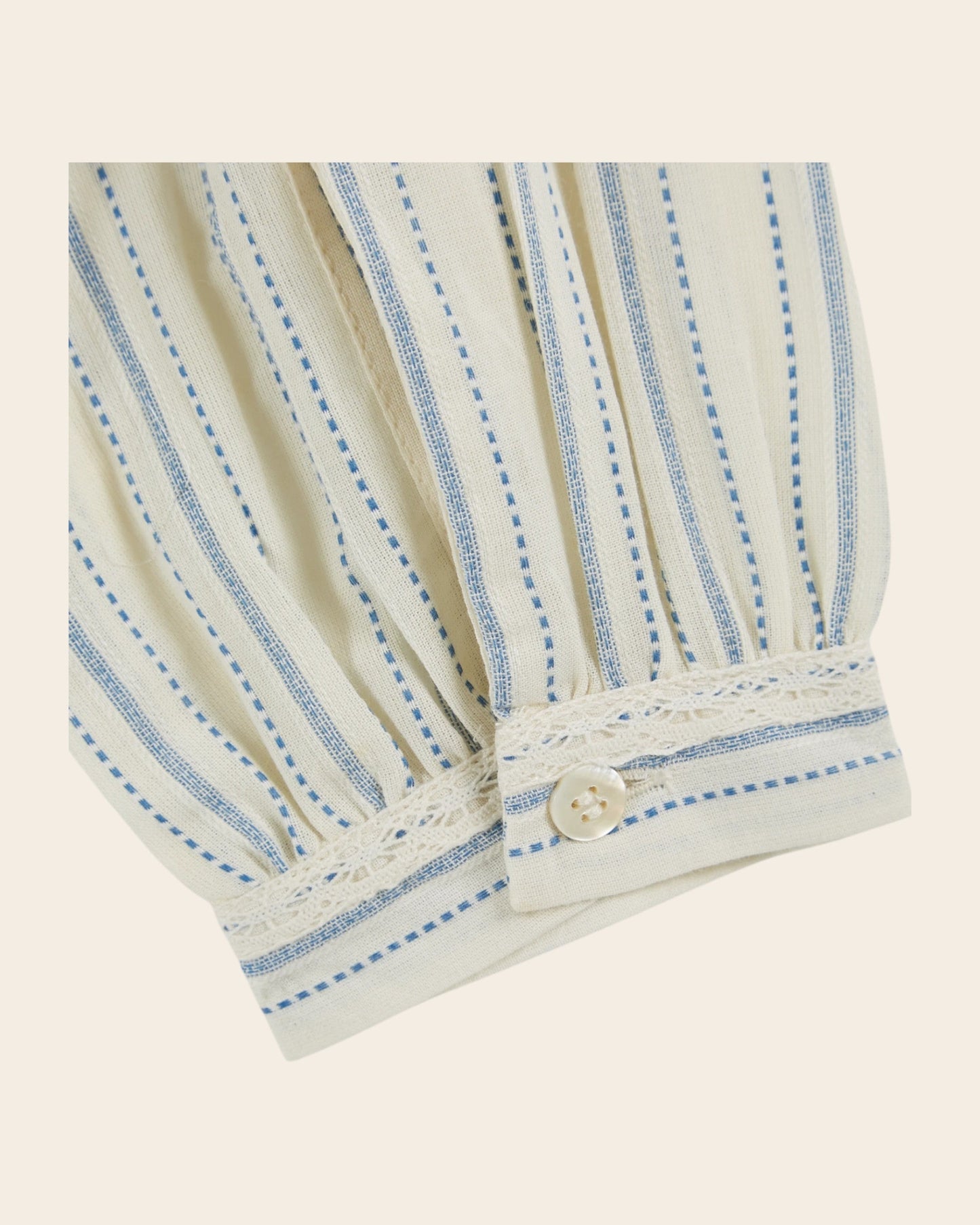 Blouse - Volanté à rayures écru