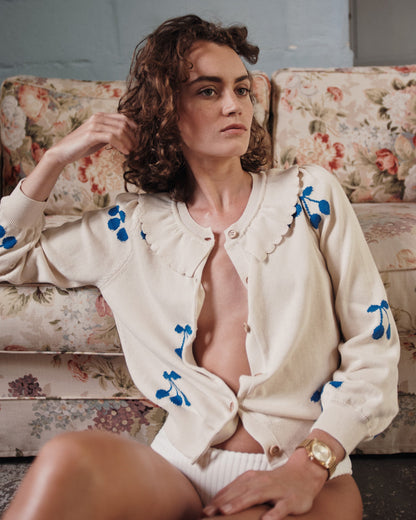 Cardigan cerise femme coton bio écru et bleu