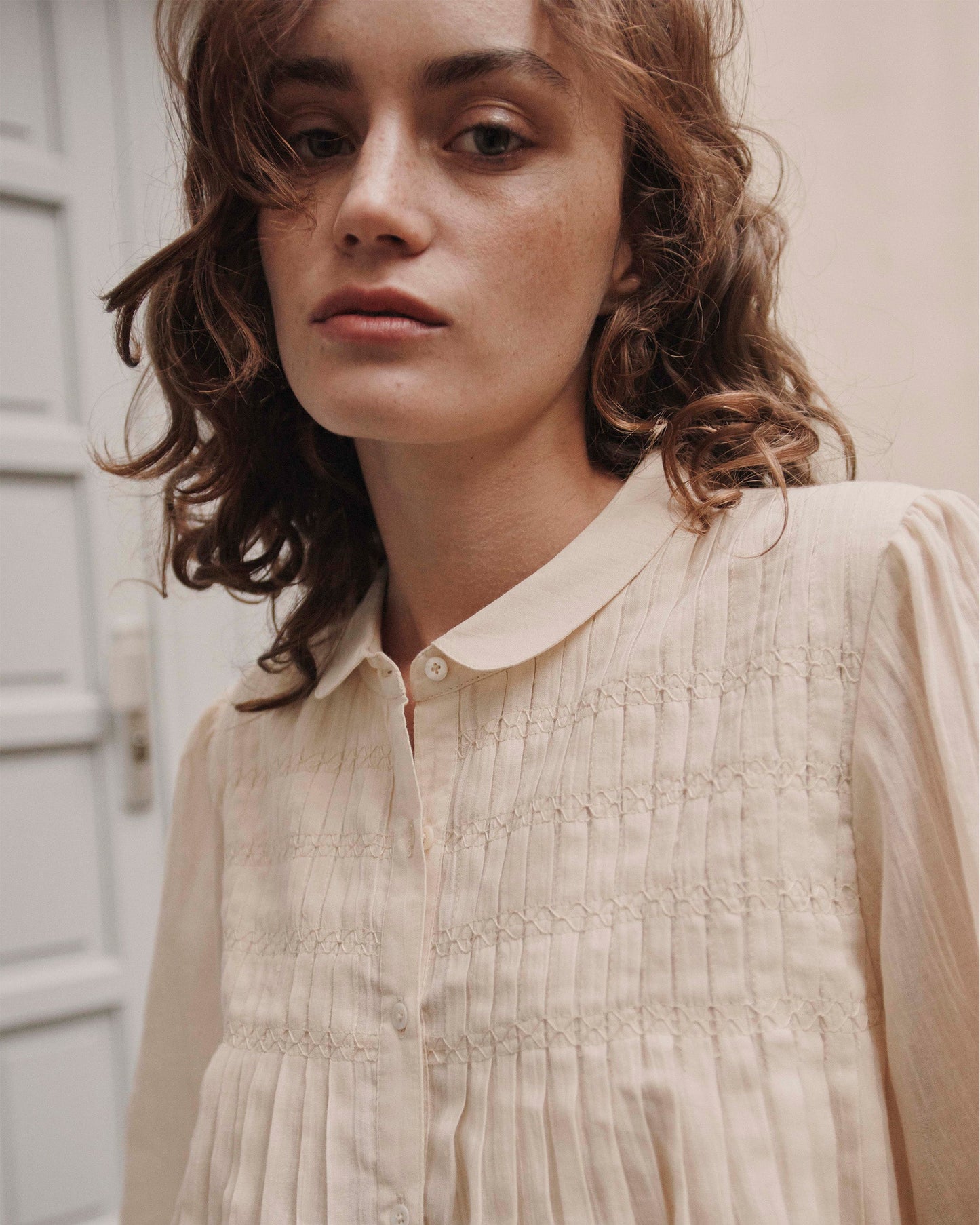 Blouse plissée écru