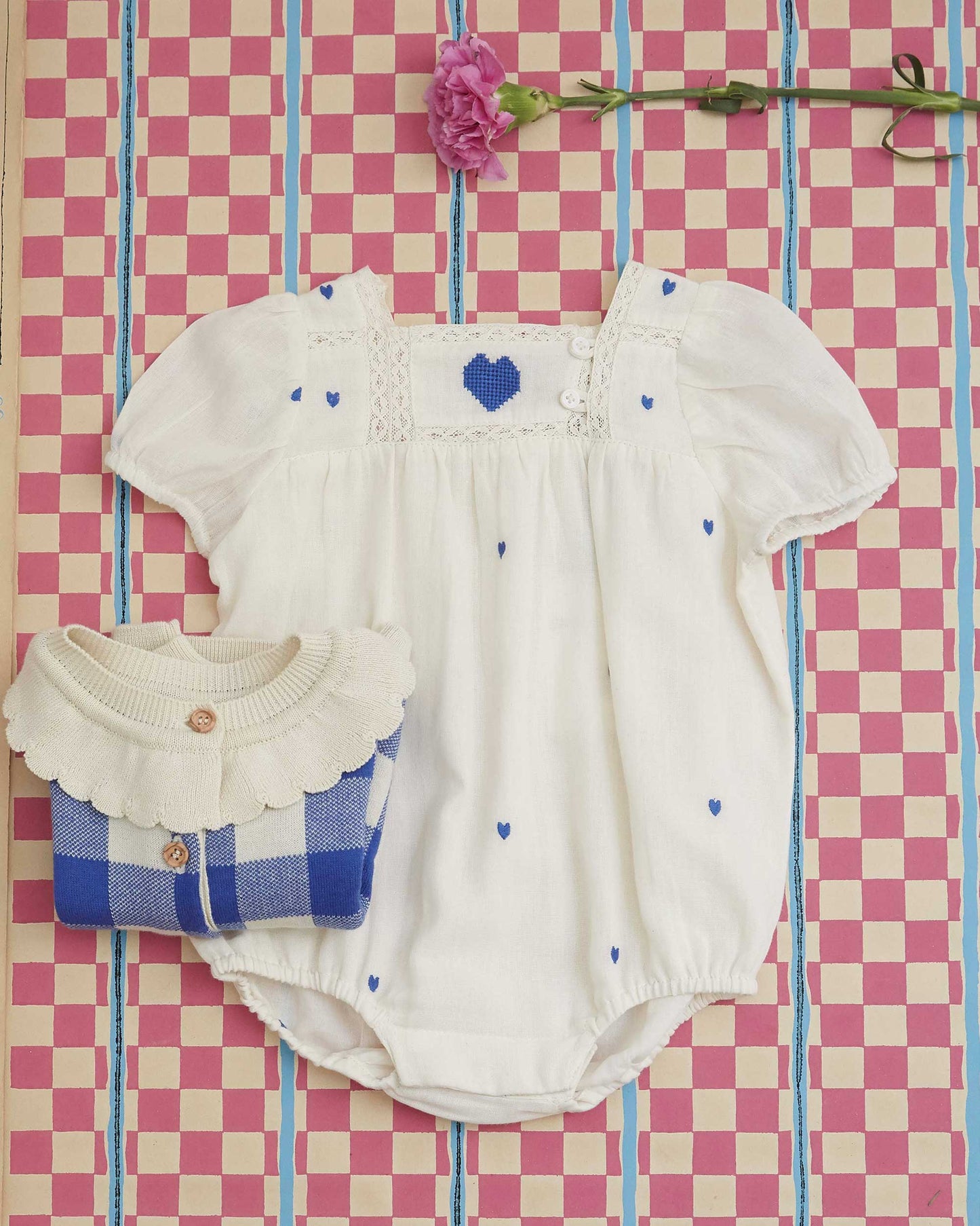 Combibloomer broderie coeur chantilly