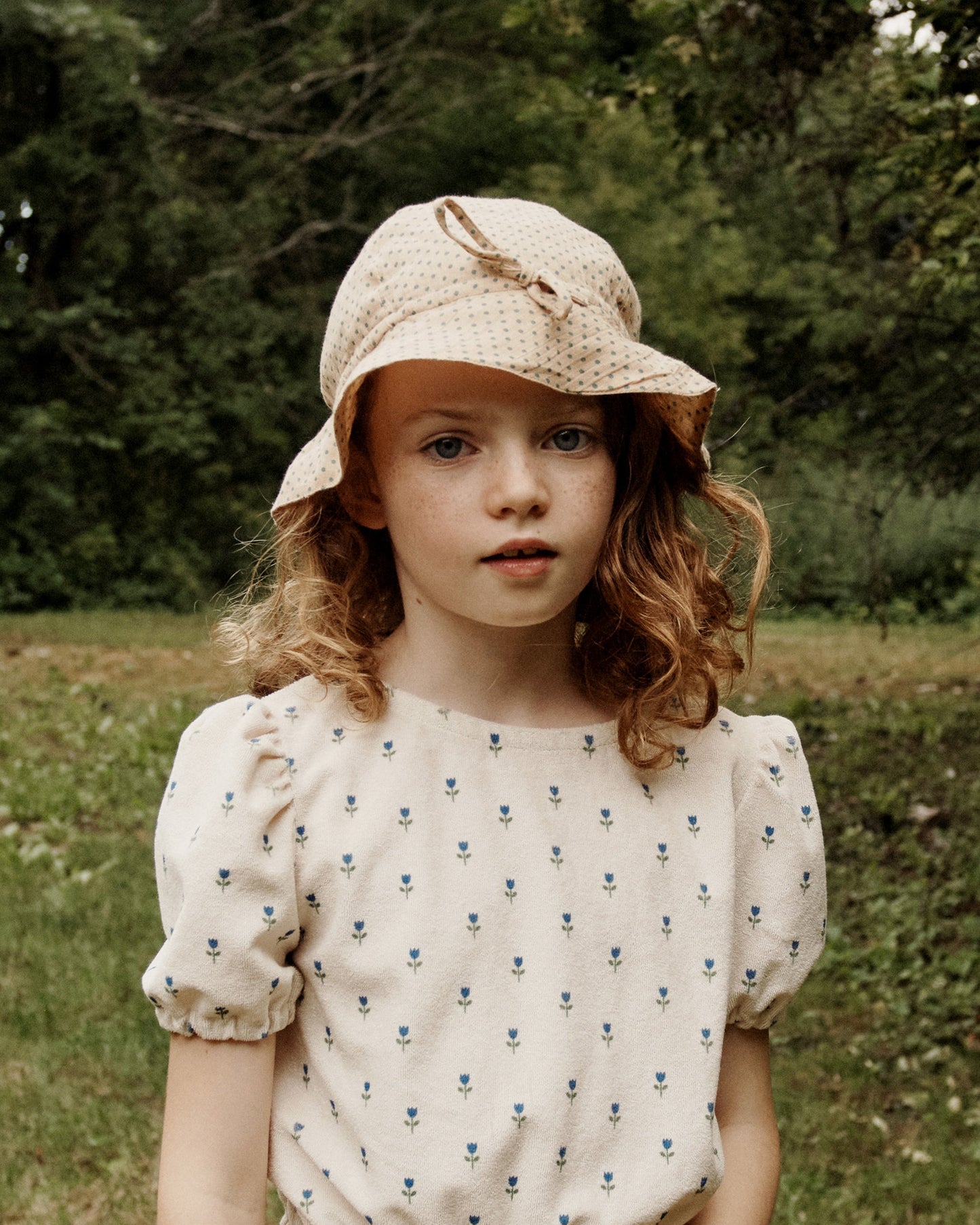 Chapeau coton beige pois vert